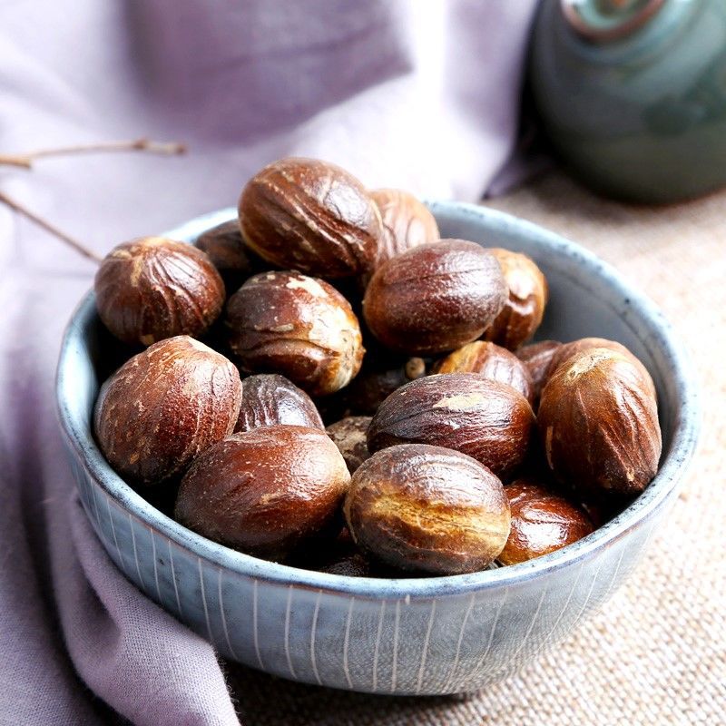  Shell Organic Dried Nutmeg - Image 2